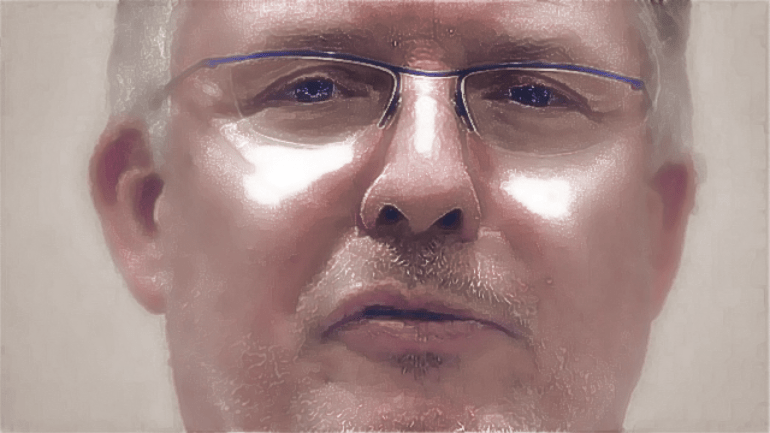 Lewandowsky nodding contentedly colored